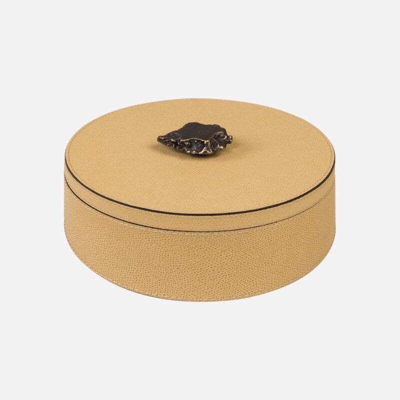 AMBRETTA BOX ROUND SHORT