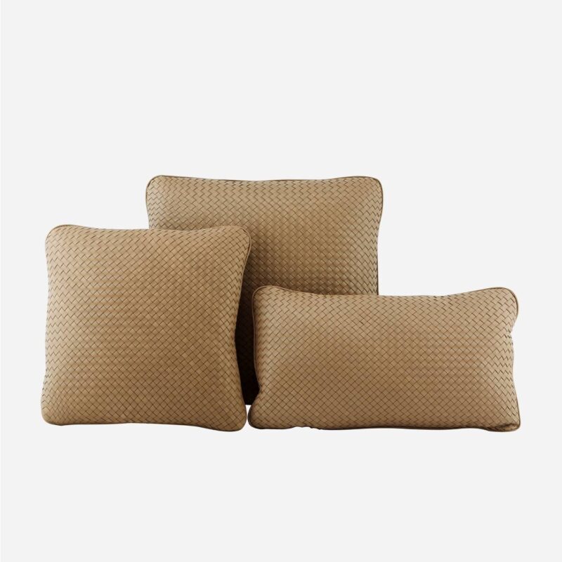 ONIRO HANDWOVEN RECTANGULAR CUSHION